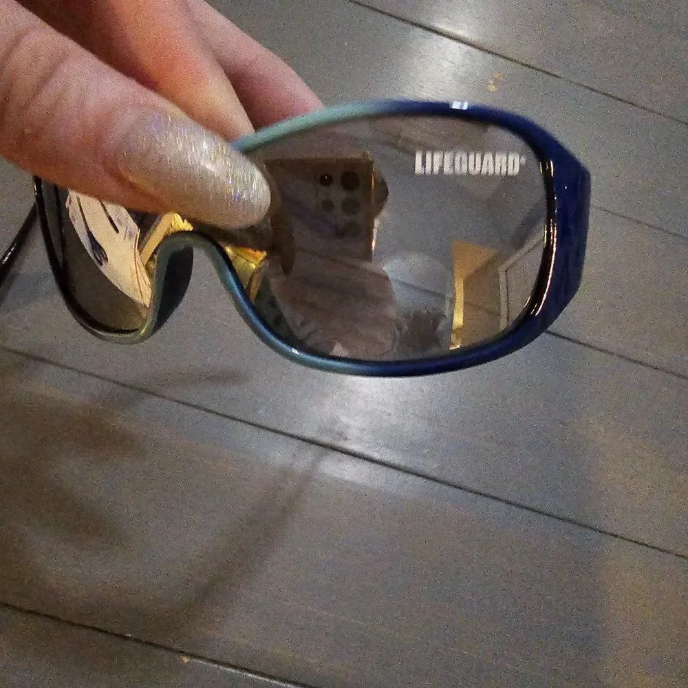 Unisex Active Wear Black & Blue Full Rim UV Protectant kids Sunglasses
